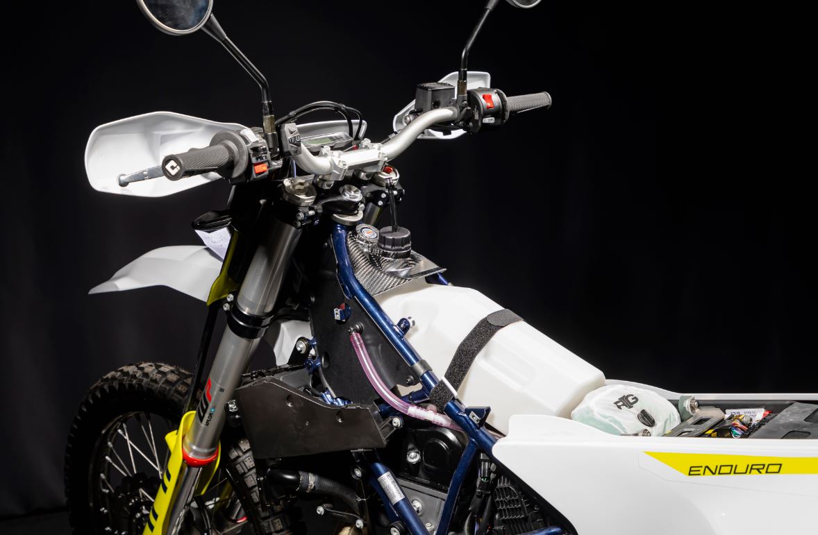 HUSQVARNA 701 FUEL SYSTEMS, TANKS &STORAGE BOXES