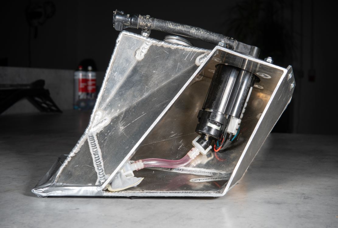 KTM EXC & Husqvarna FE MY24-25 Auxiliary 8ltr Fuel Tank Skid Plate