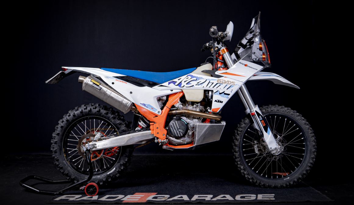 KTM EXCf MY 24 Carbon Fibre Rade Garage Tower Kit