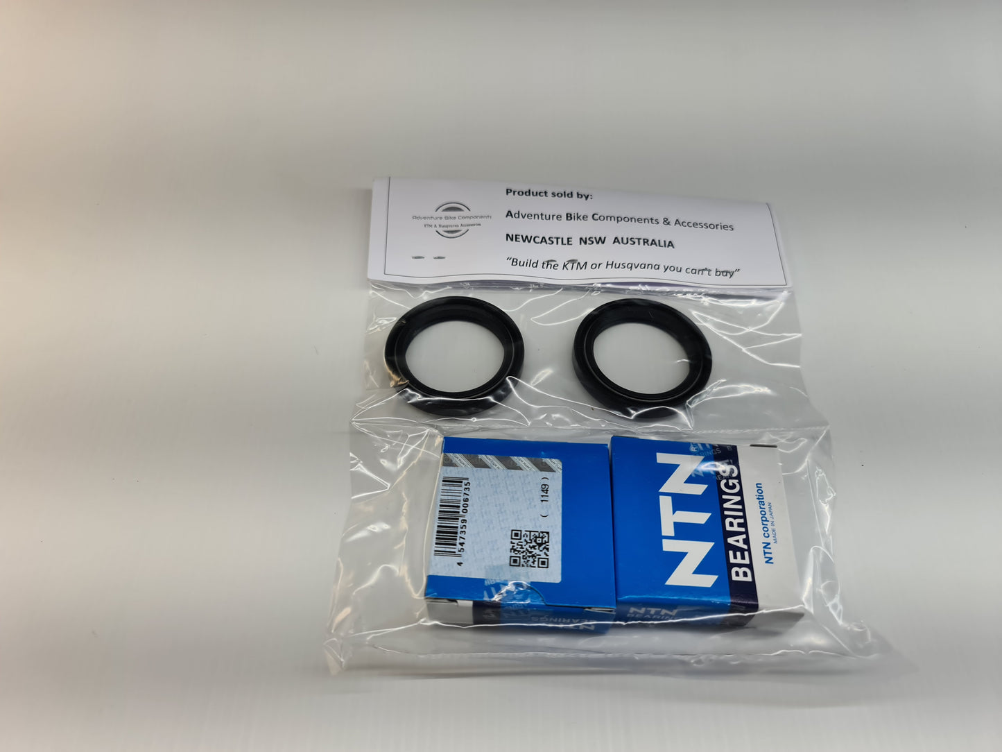 High quality Wheel Bearing Kit suits KTM/Husqvarna Front Wheel Hub.