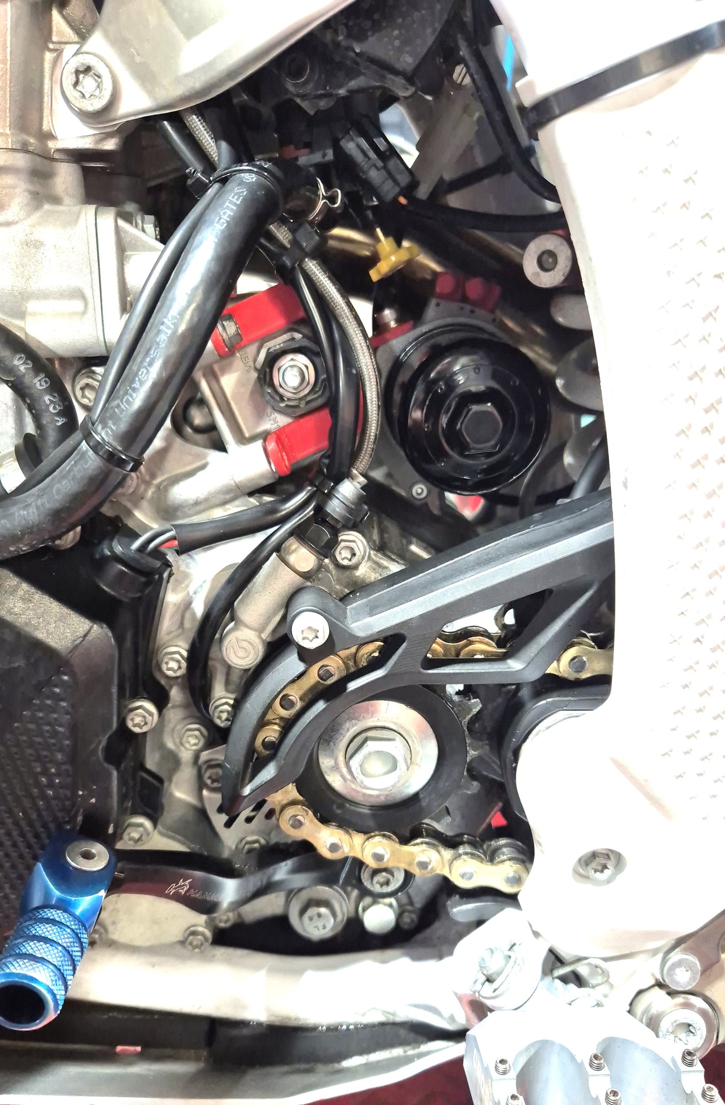 Remote mounted oil filter and Larger clutch cover kit