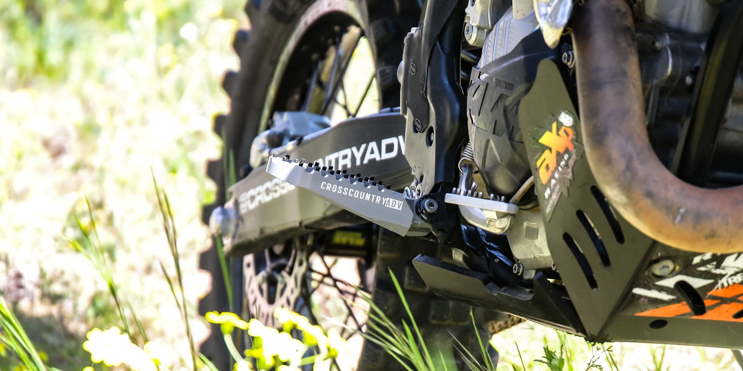 EXC & FE  Oversize Adventure Foot Pegs suit (2024)