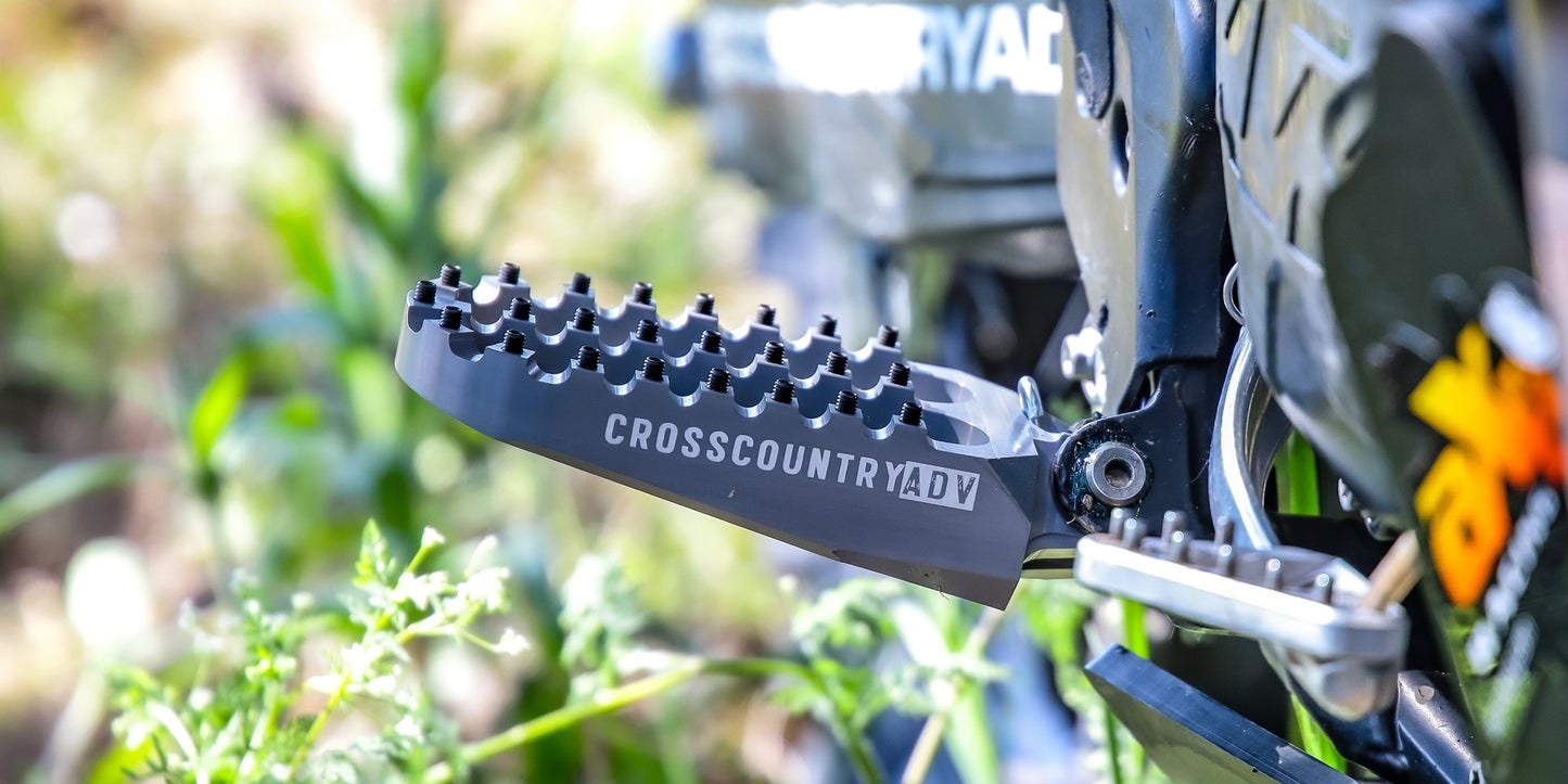 EXC & FE  Oversize Adventure Foot Pegs suit (2024)