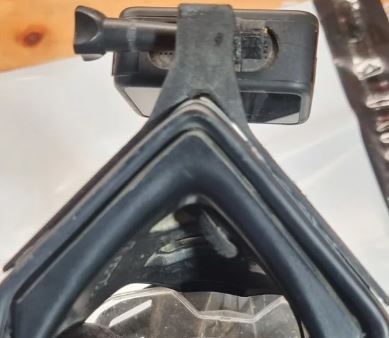 Go-Pro Super Strong Chin Mount to suit Airoh Commander Helmet