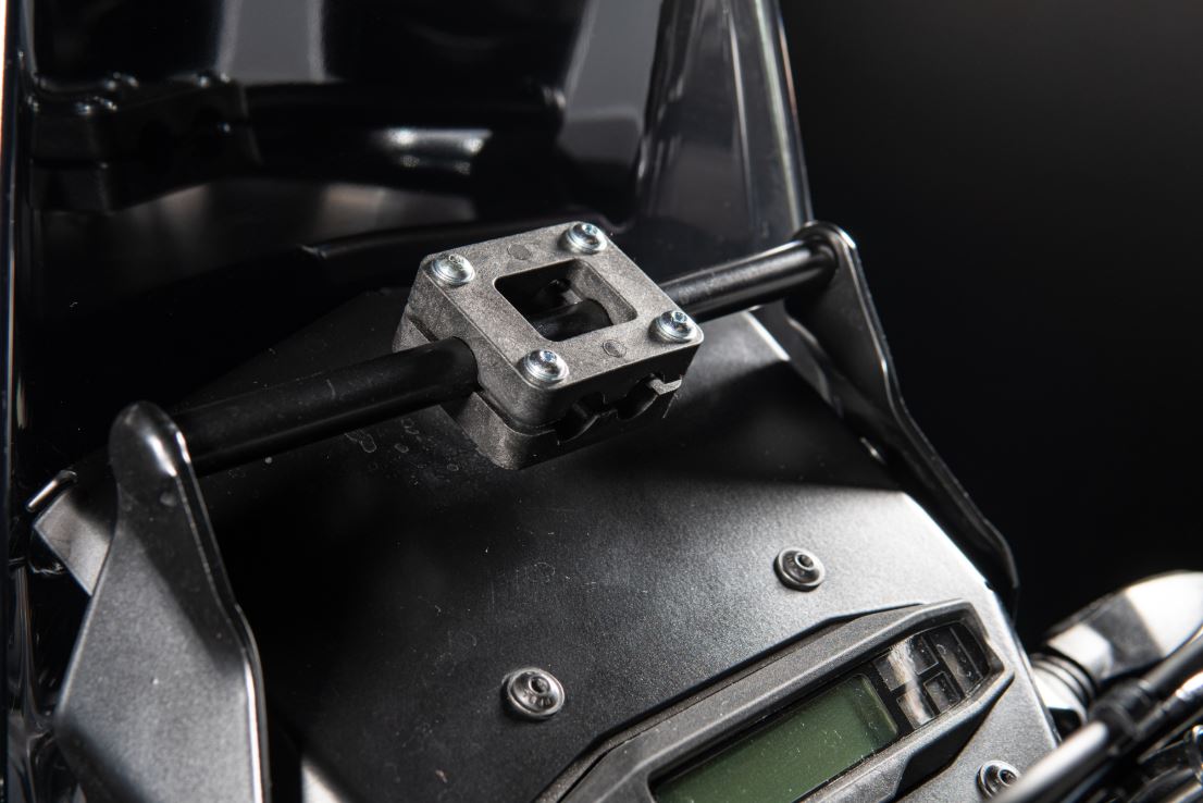 Rade Garage Garmin Crossbar Adapter