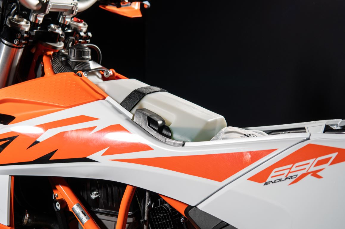 Rade Garage KTM690 K5 Rally kit (Carbon Tower & Tank) 2020-2026
