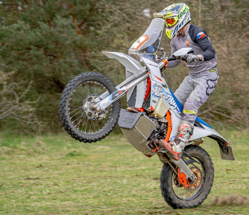 KTM EXCf MY 24 Carbon Fibre Rade Garage Tower Kit