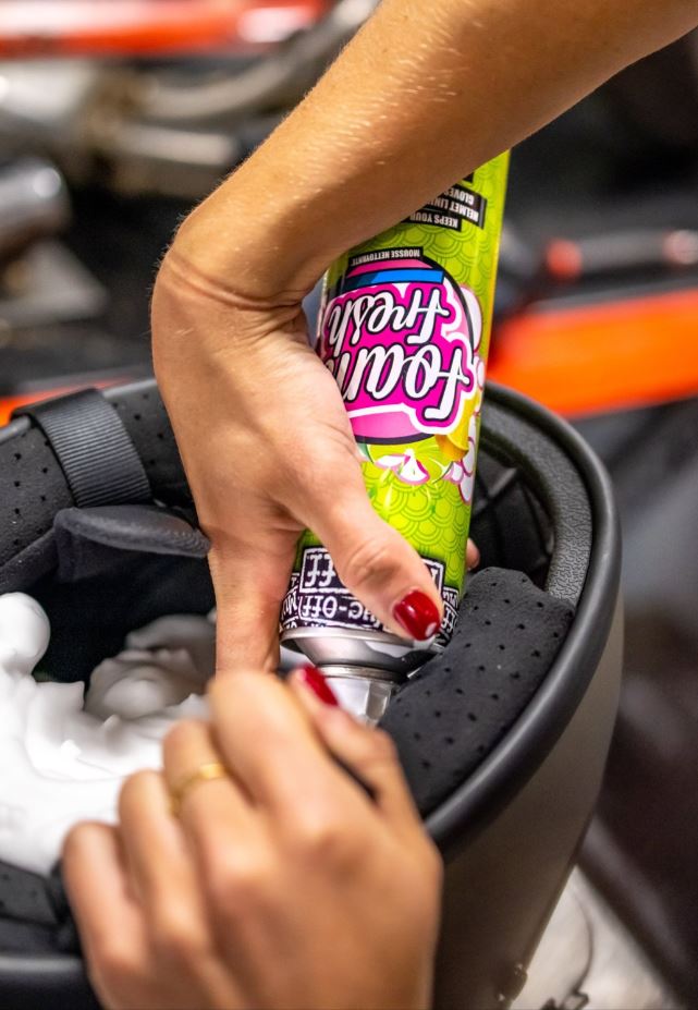 MUC-OFF MOTORCYCLE HELMET CARE KIT