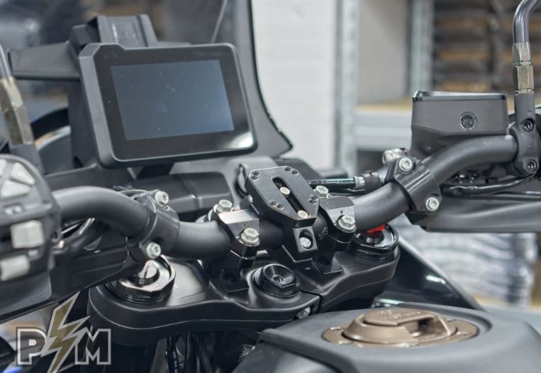 Perun Moto DIRECT HANDLEBAR CLAMP (28.6 MM) AMPS (suits most GPS mounts)
