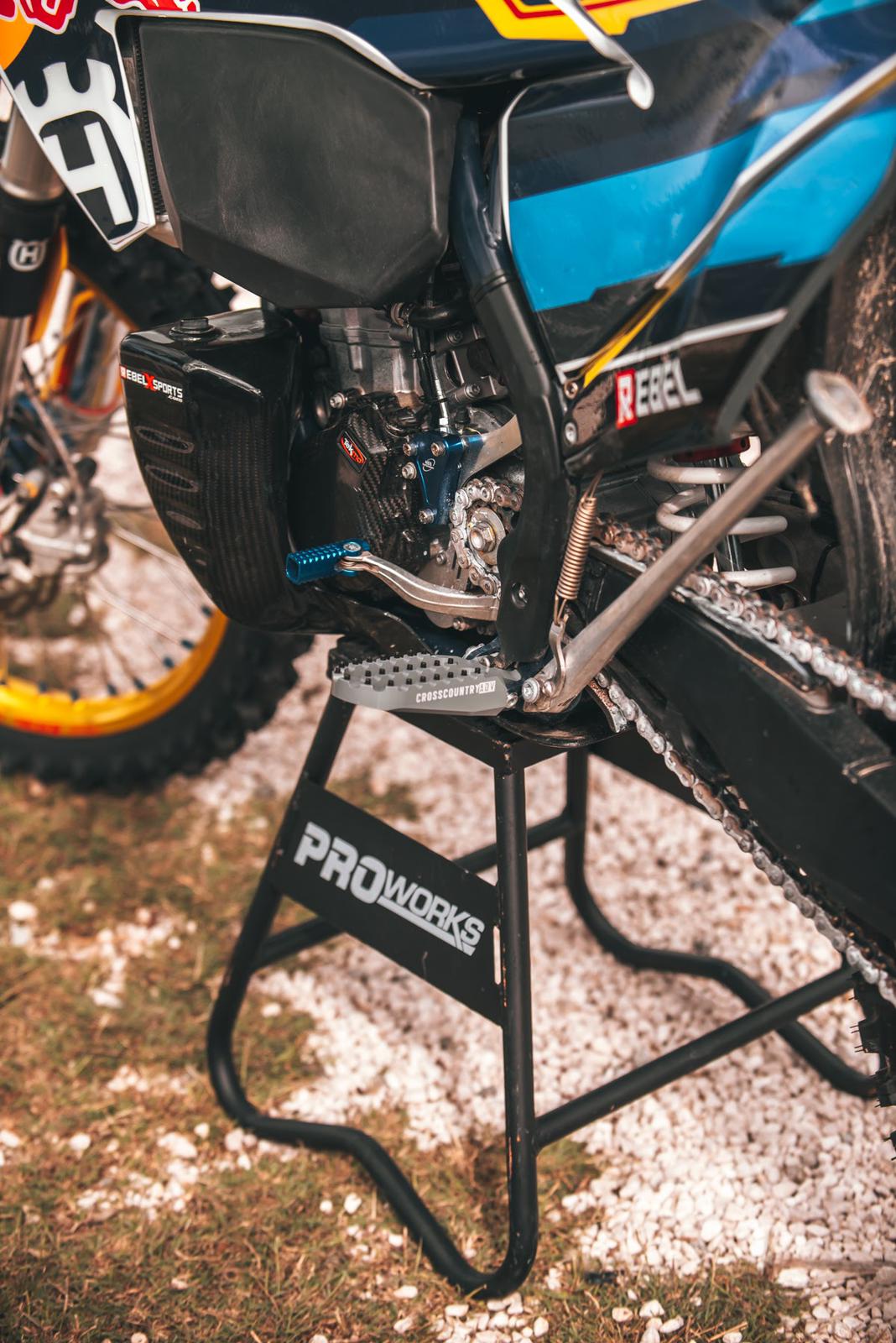 EXC & FE Oversize Adventure Foot Pegs suit (2017-2023)